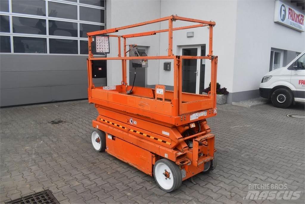 SkyJack SJ III 3220 Elevadores braços articulados