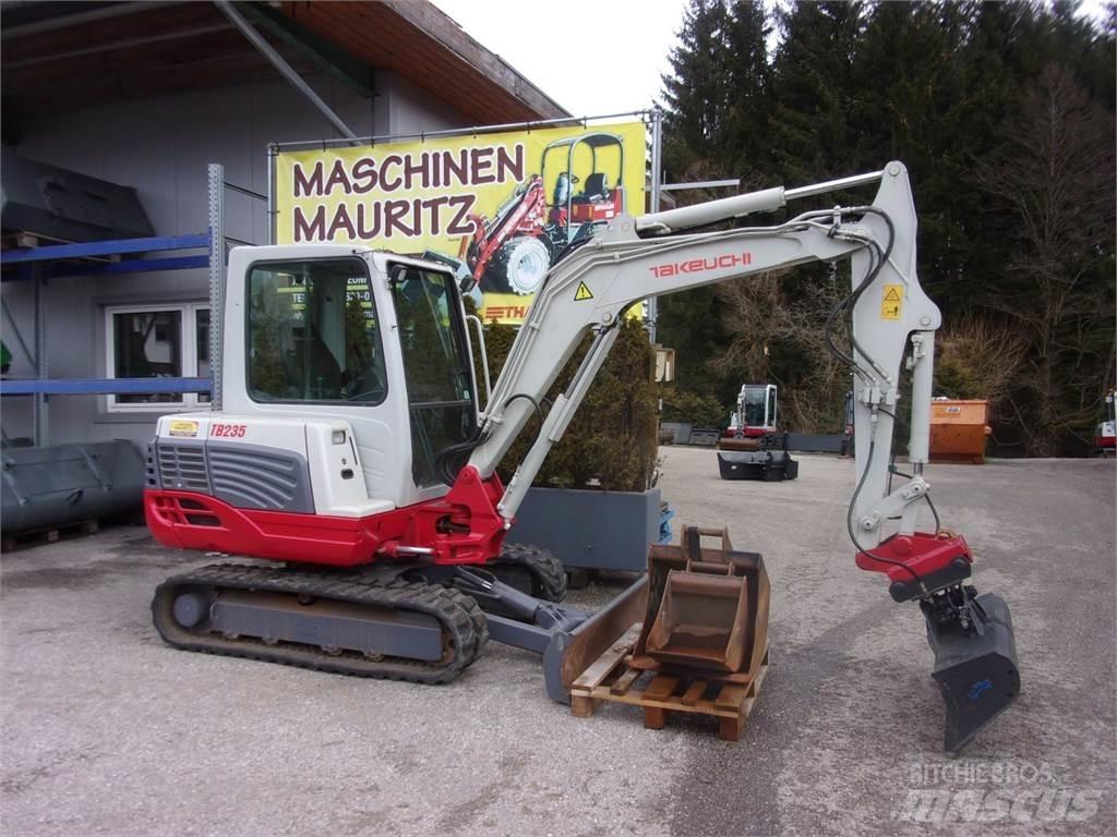 Takeuchi TB 235 Miniescavadeiras