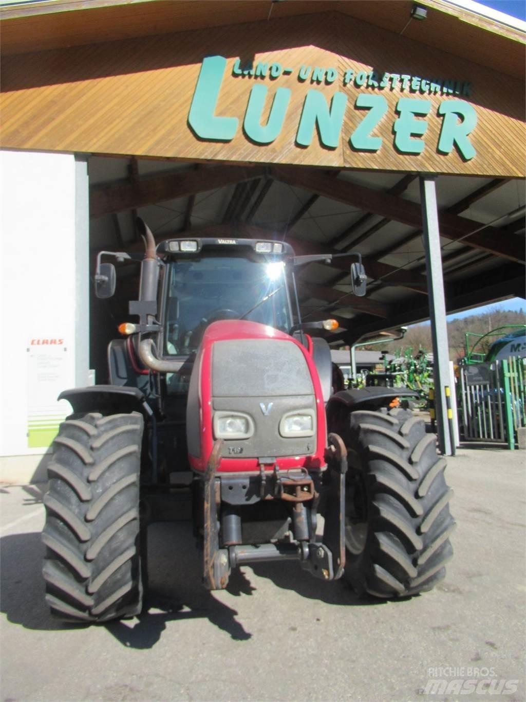 Valtra T 191 HiTech Tratores Agrícolas usados