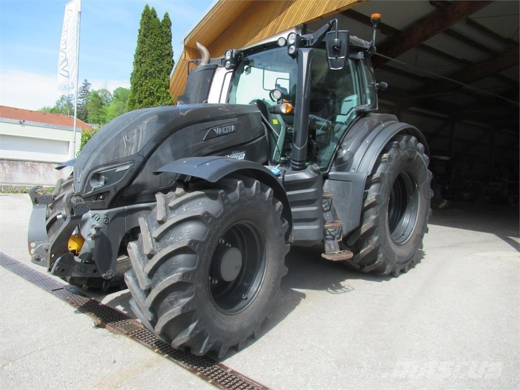 Valtra T 214D Tratores Agrícolas usados