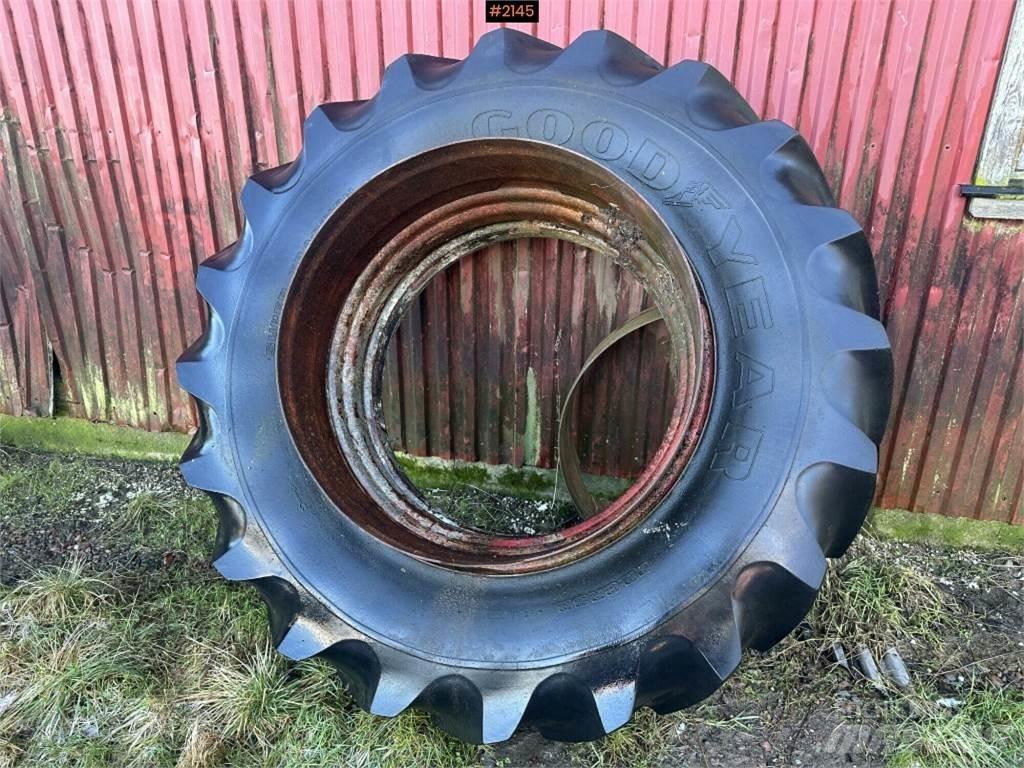 Goodyear 20R38 Agricultura - Outros
