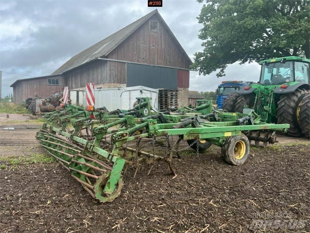 John Deere 410A Outras máquinas de lavoura e acessórios