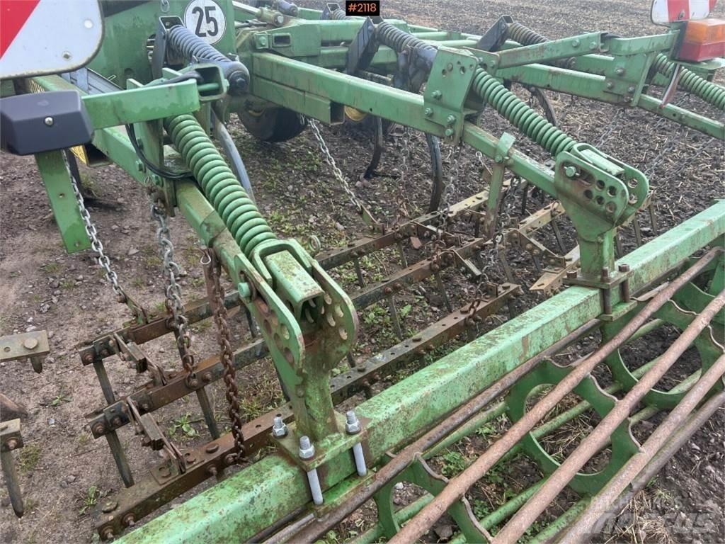 John Deere 410A Outras máquinas de lavoura e acessórios
