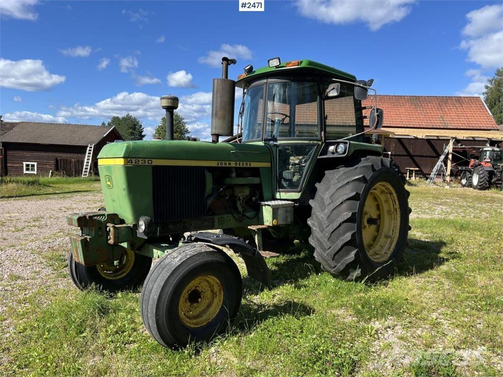 John Deere 4230 Tratores Agrícolas usados