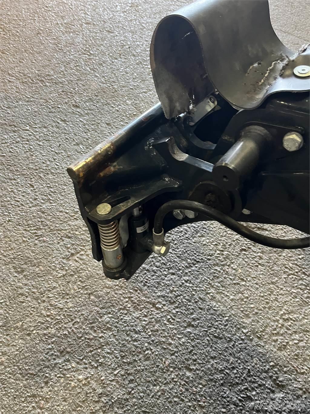 Norcar A7240 Carregadora multifunções