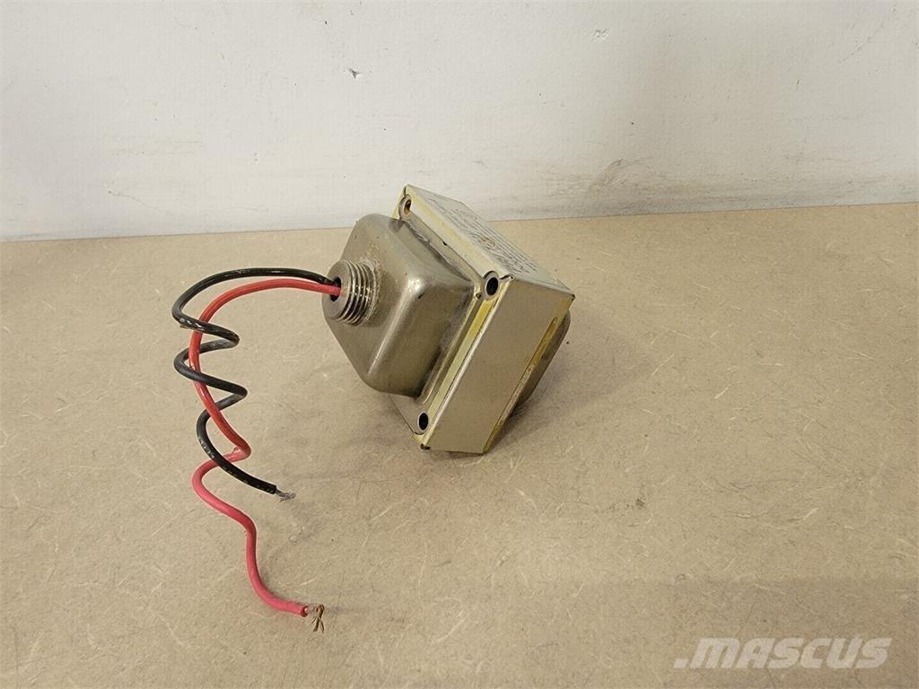  DOUGLAS WR 4075/120 Construção - Outros
