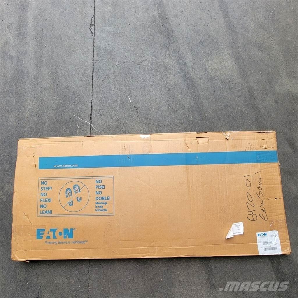 Eaton EZT2048S Construção - Outros
