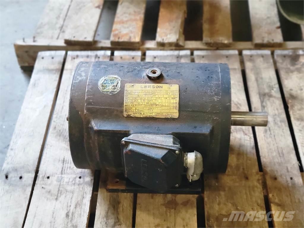  LEESON 215T17DB40 Motores industriais