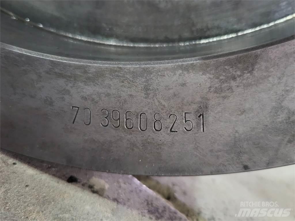 Metso HP300 Britadeiras