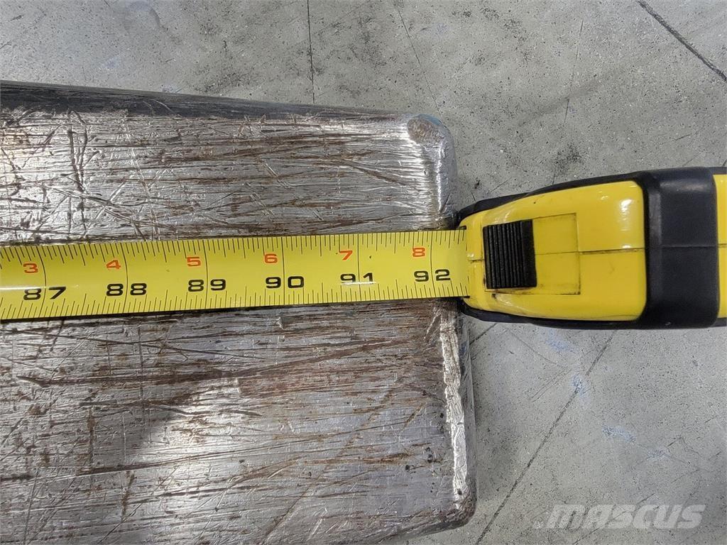 Raymond 8410 Construção - Outros
