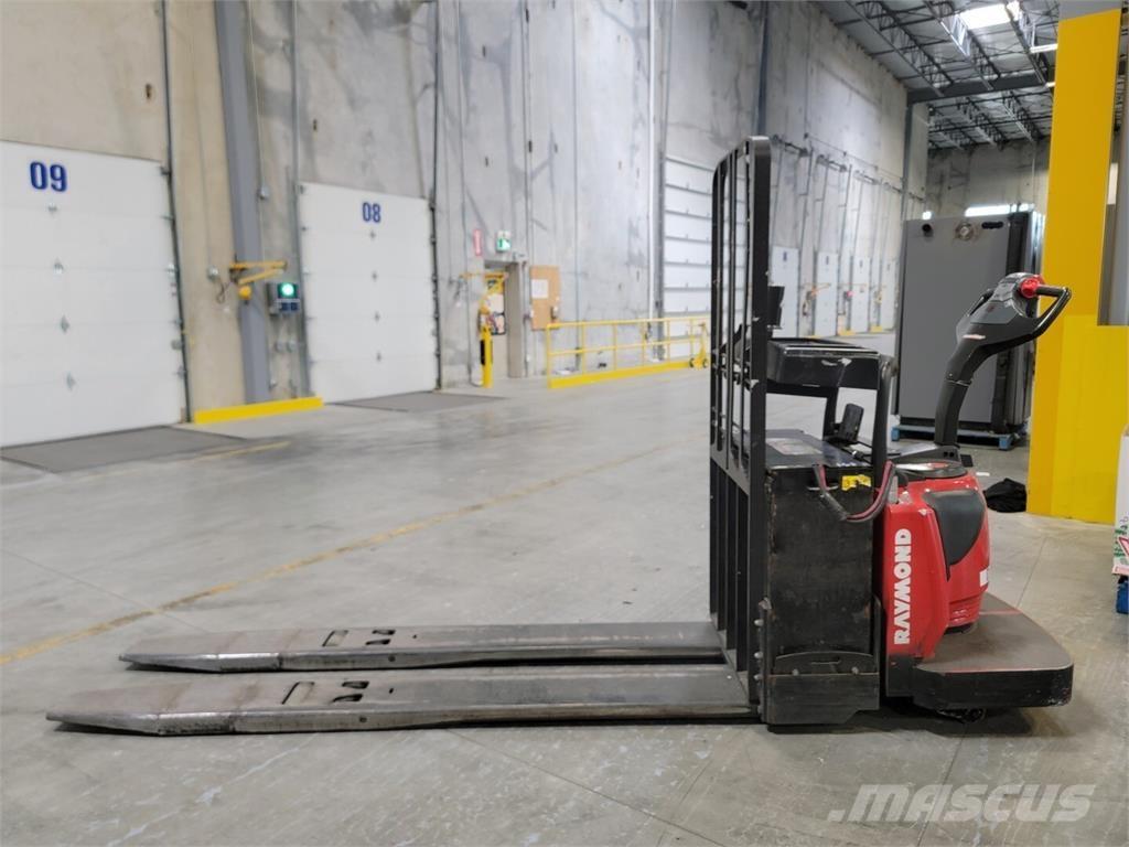 Raymond 8410 Construção - Outros
