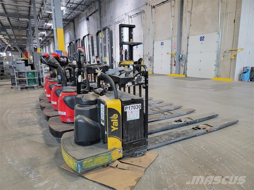 Raymond 8410 Construção - Outros
