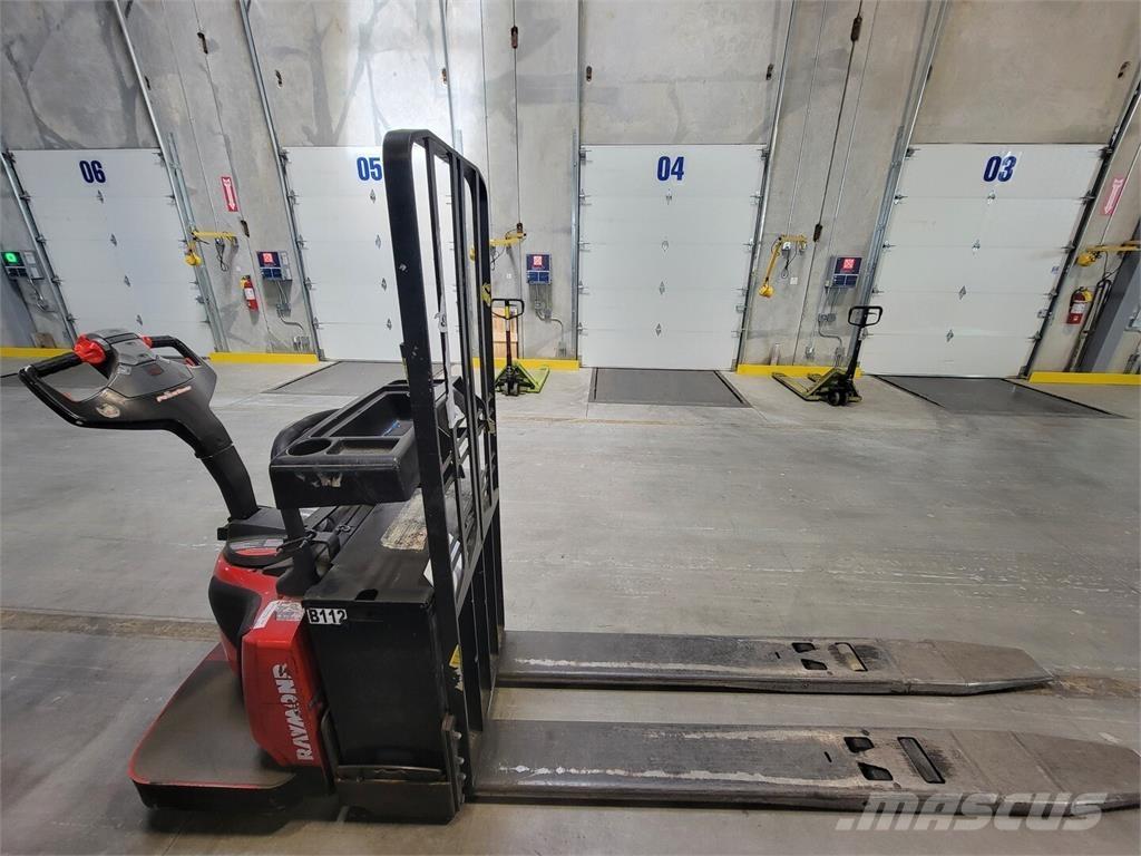 Raymond 8410 Construção - Outros
