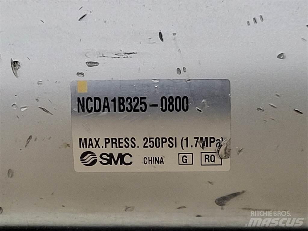SMC NCDA1B325-0800 Transportes - Outros
