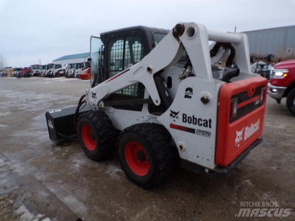 Bobcat S650 Minicarregadeiras