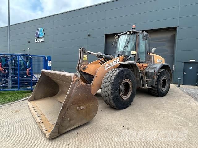 CASE 821G Carregadeiras de rodas