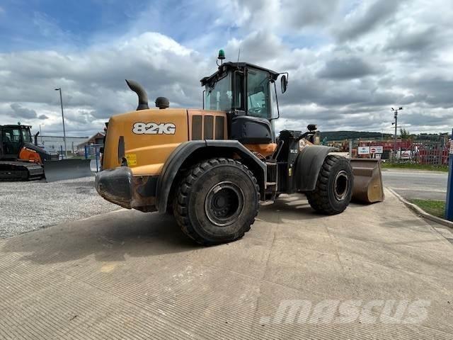 CASE 821G Carregadeiras de rodas