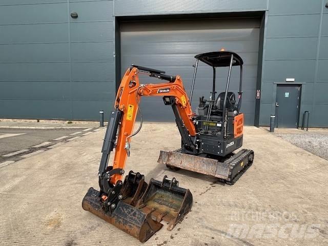 Develon DX20z-7 Escavadeiras de esteiras