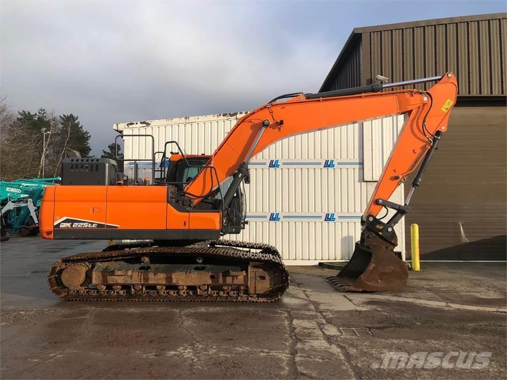 Develon Dx225lc-7 Escavadeiras de esteiras