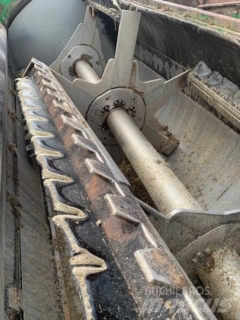 Keenan MF380 Alimentadores de misturadoras