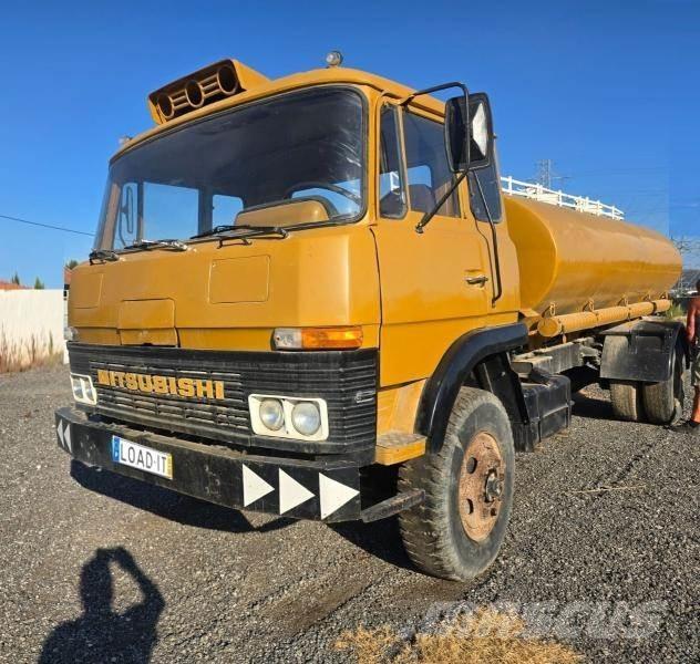 Mitsubishi Fuso Camiões-cisterna