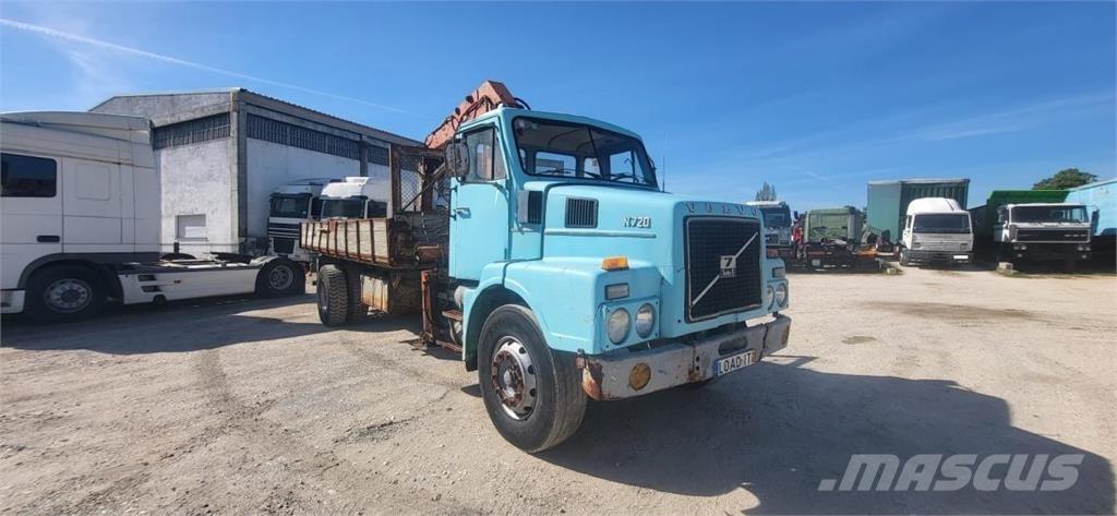 Volvo N7 Camiões basculantes