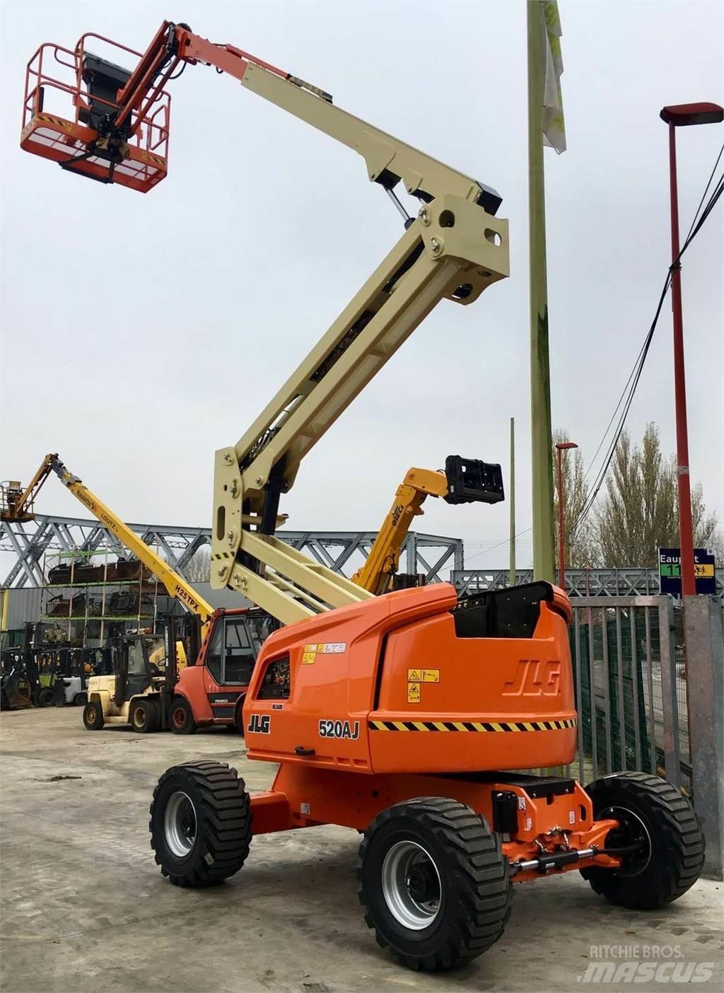 JLG 520AJ Outros elevadores e plataformas