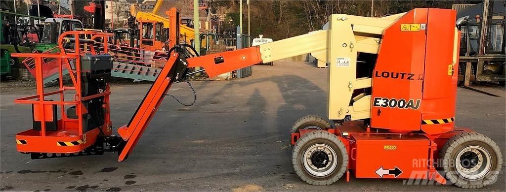 JLG E300AJ Outros elevadores e plataformas