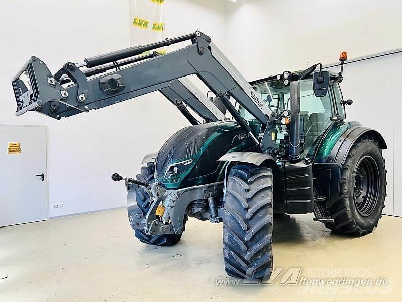 Valtra T174 Tratores Agrícolas usados