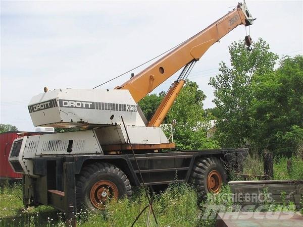 Drott 2500 Gruas Todo terreno