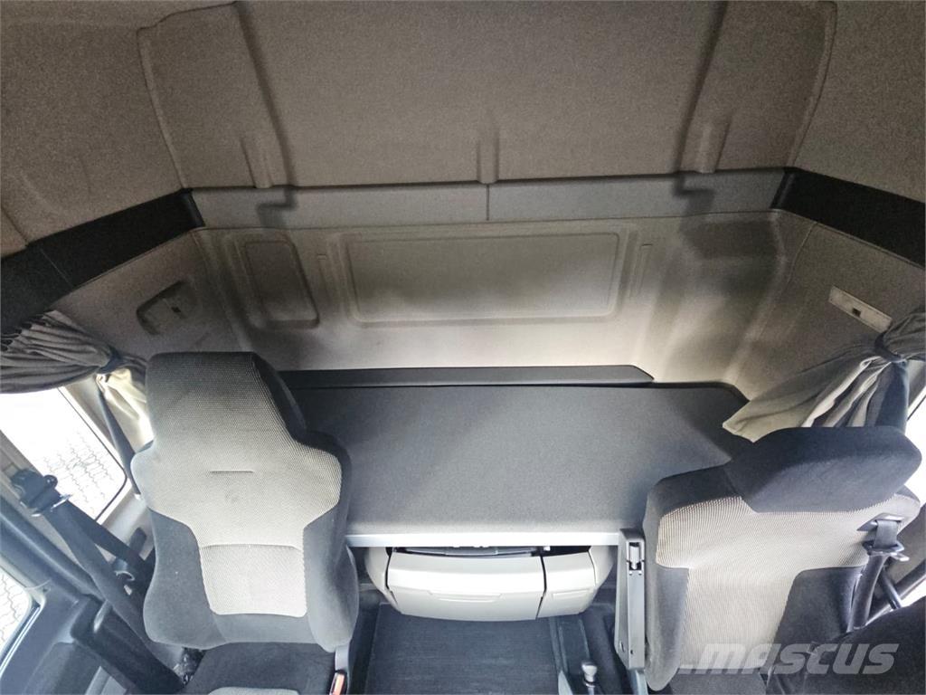 MAN TGM 15.290 Caminhões de caixa fechada