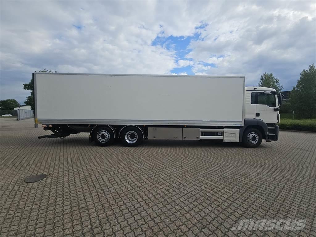 MAN TGS 26.420 Caminhões de caixa fechada