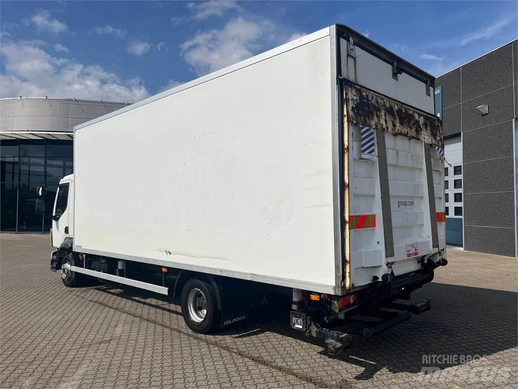 Volvo FL210 Caminhões de caixa fechada