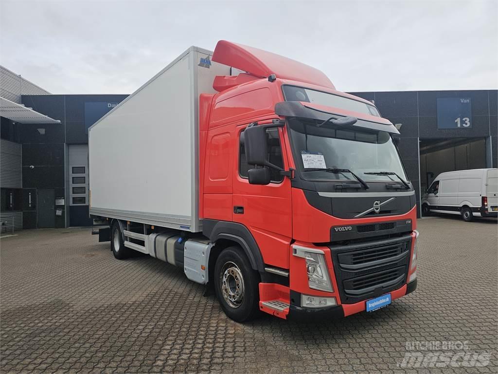 Volvo FM340 Caminhões de caixa fechada