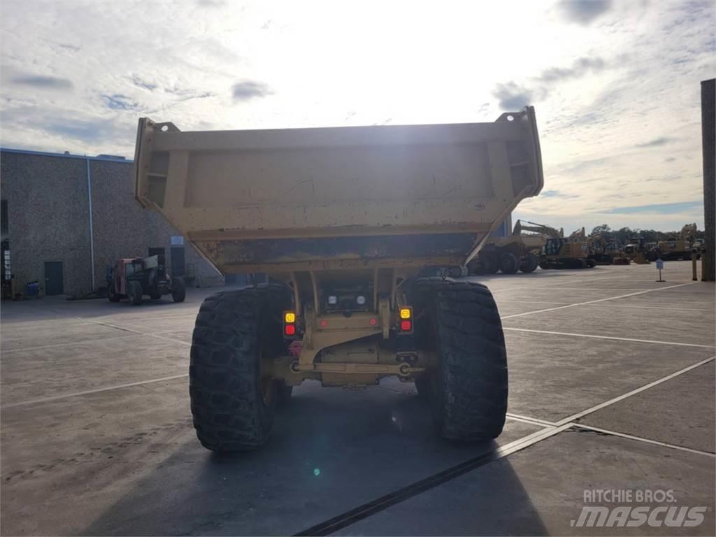 CAT 730 Caminhões articulados