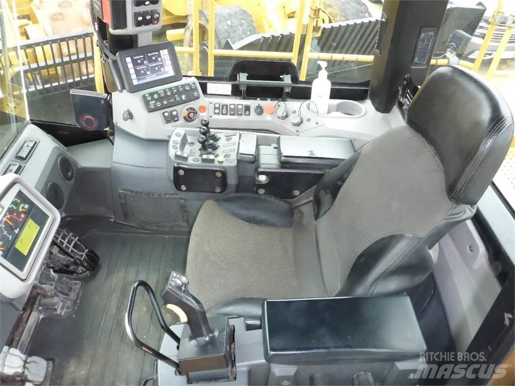 CAT 988K Carregadeiras de rodas