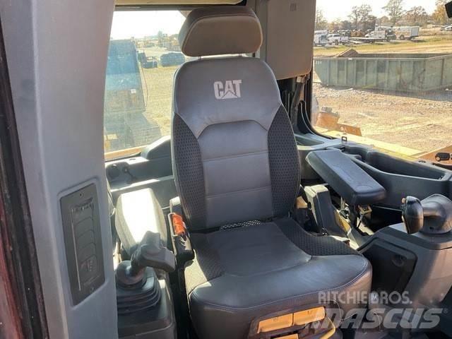 CAT D6 LGP WH Dozers - Tratores rastos