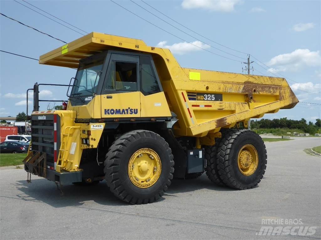 Komatsu HD325-7 Camiőes basculantes rígidos
