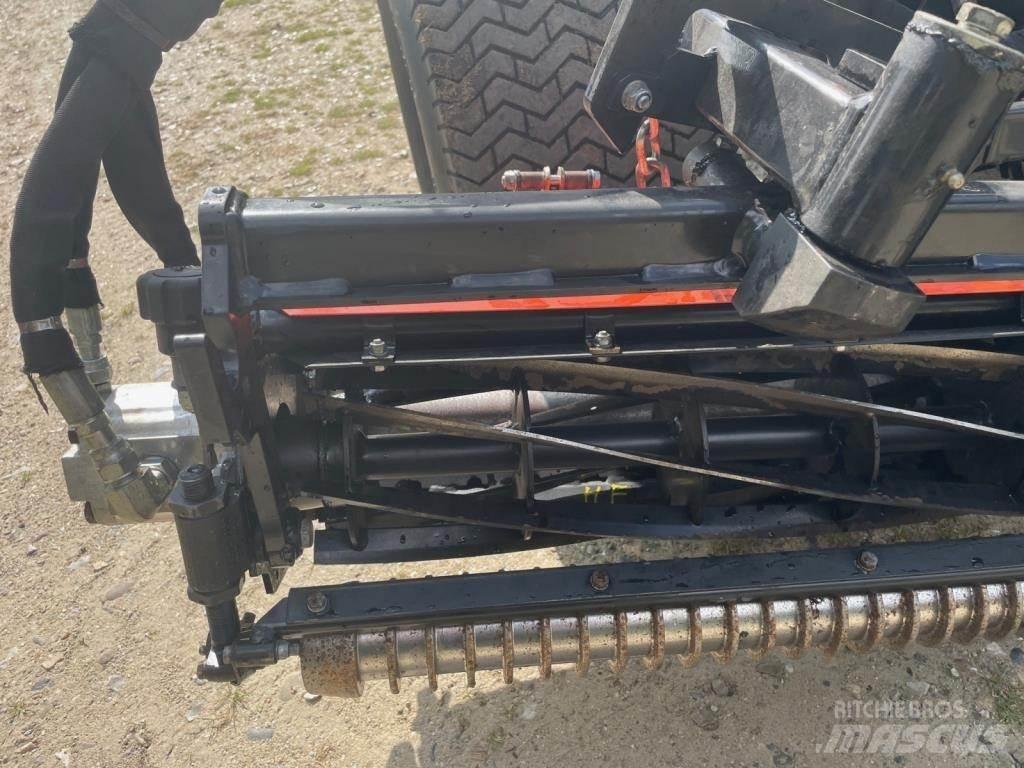 Jacobsen FAIRWAY 250 Corta-Relvas Riders