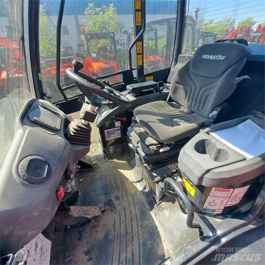 Komatsu WA70M Mini carregadoras