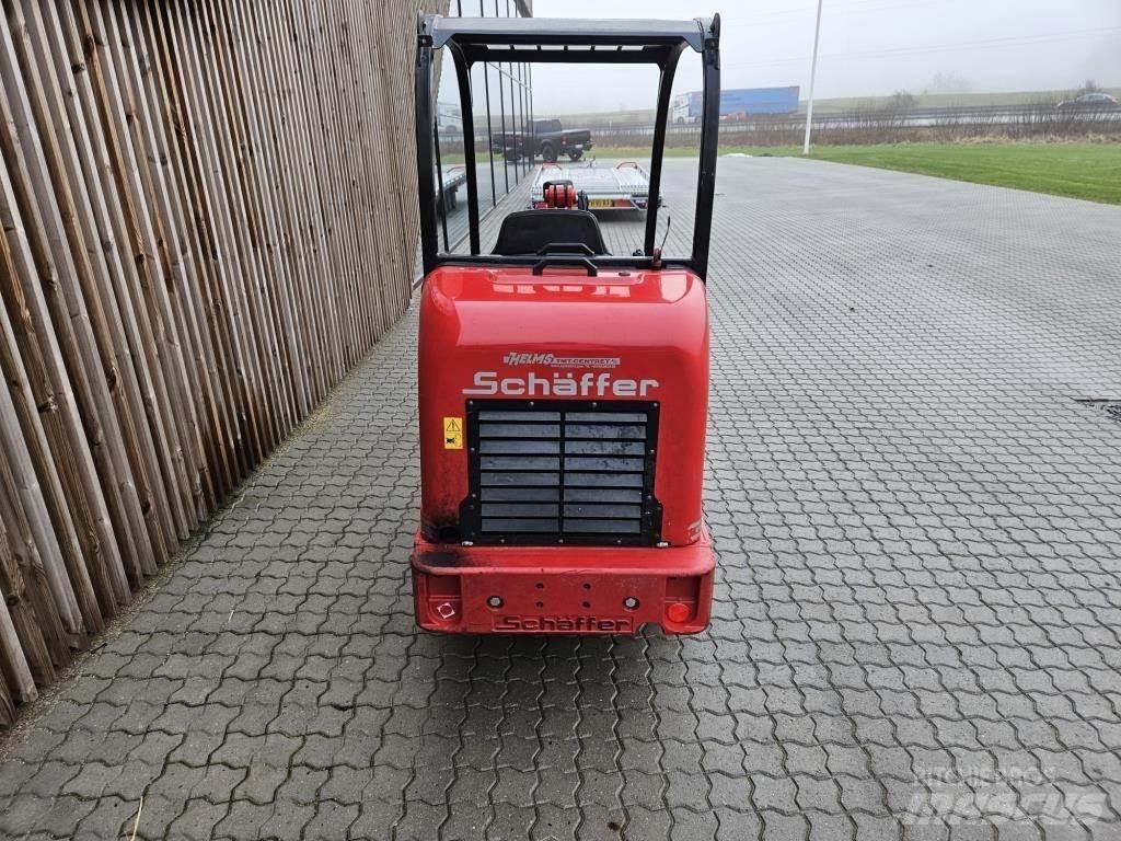 Schäffer 2428 SLT Mini carregadoras
