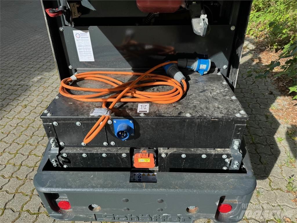 Schäffer 24e Mini carregadoras