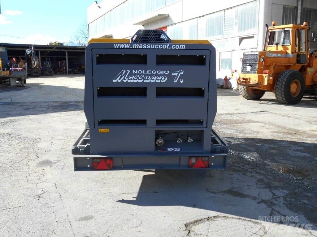 Atlas Copco XAHS 317 Compressores