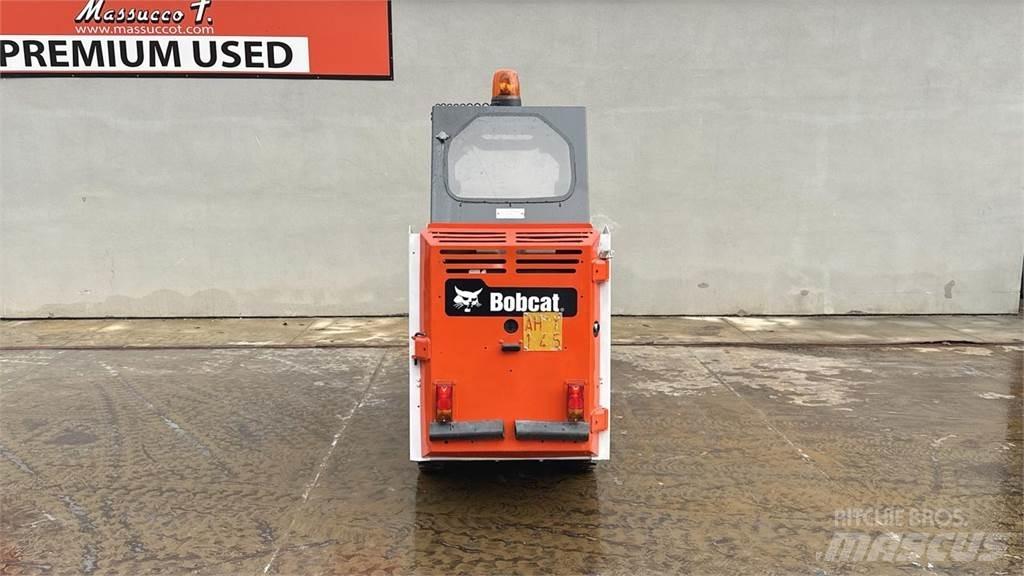 Bobcat S70 Minicarregadeiras
