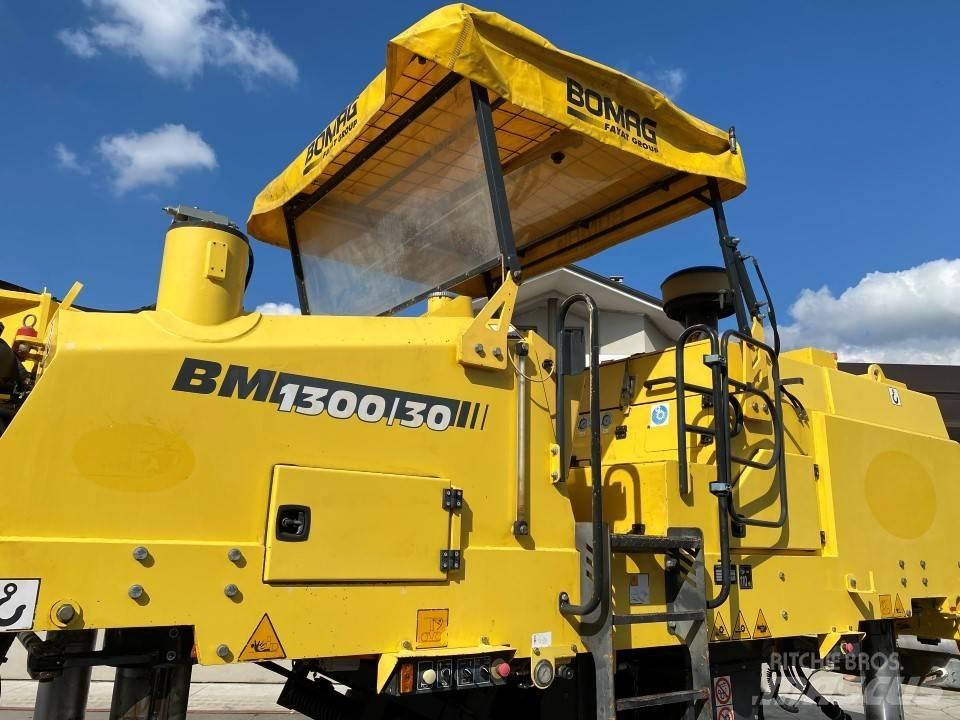 Bomag BM1300/30 Moinhos de asfalto a frio