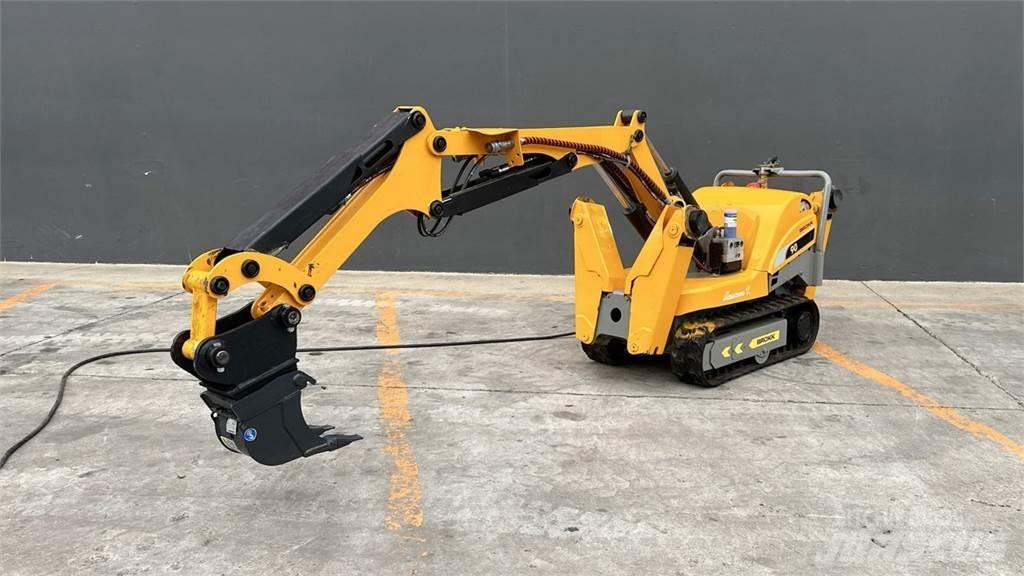 Brokk 90 Miniescavadeiras