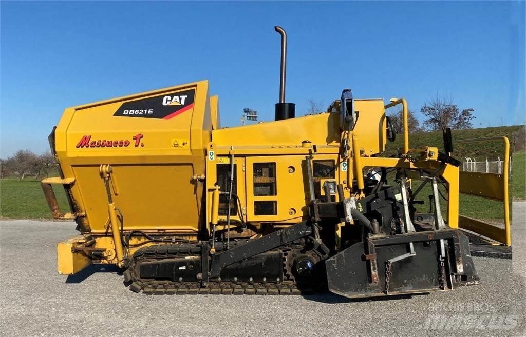 CAT BB621E Espalhadoras de asfalto