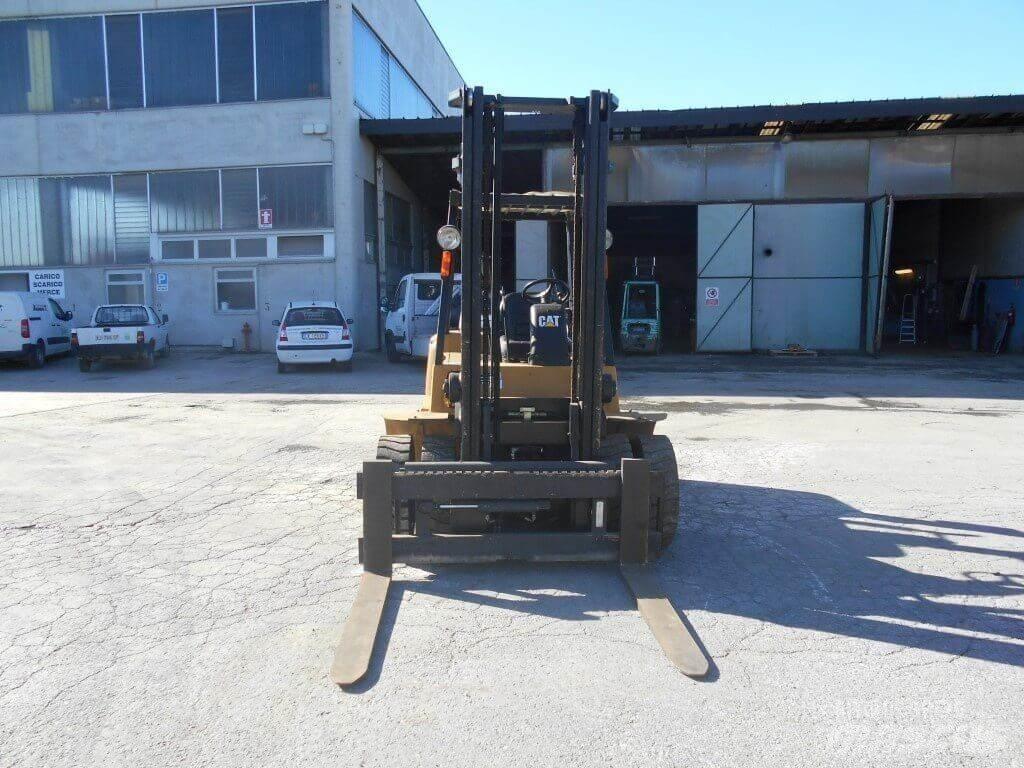 CAT DP40KL Empilhadores Diesel