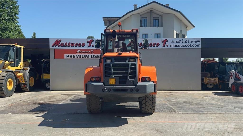 Doosan DL250-5 Carregadeiras de rodas