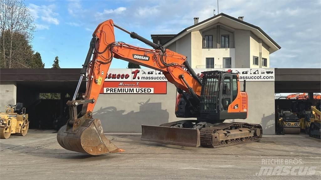 Doosan DX235LCR-5 Escavadeiras de esteiras